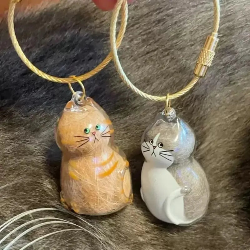Fillable Cat-Shaped Keepsake Keychains – 2 Pieces, 6 Styles
