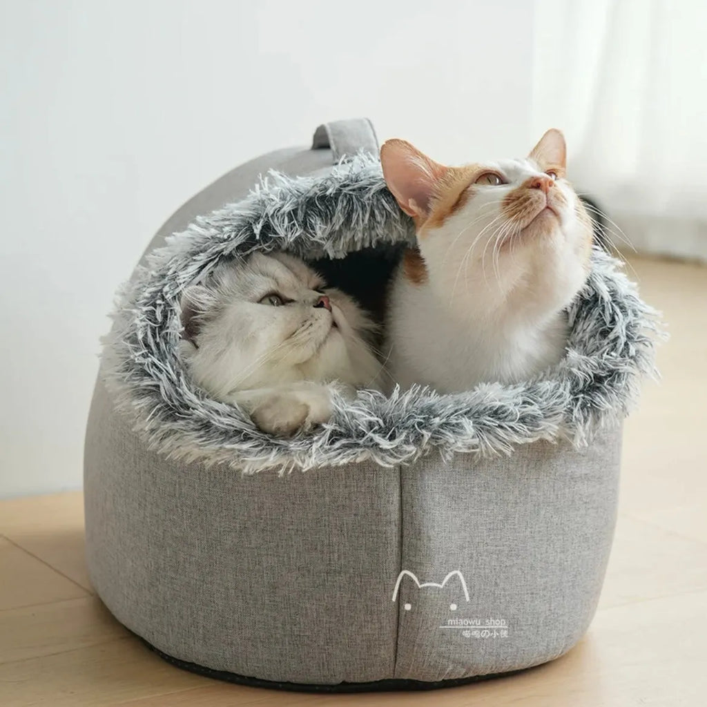 Warm Enclosed Pet House for Cats & Small Dogs – M or L
