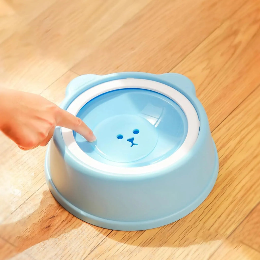Reduced-Spill Pet Water Bowl – 4 Colors