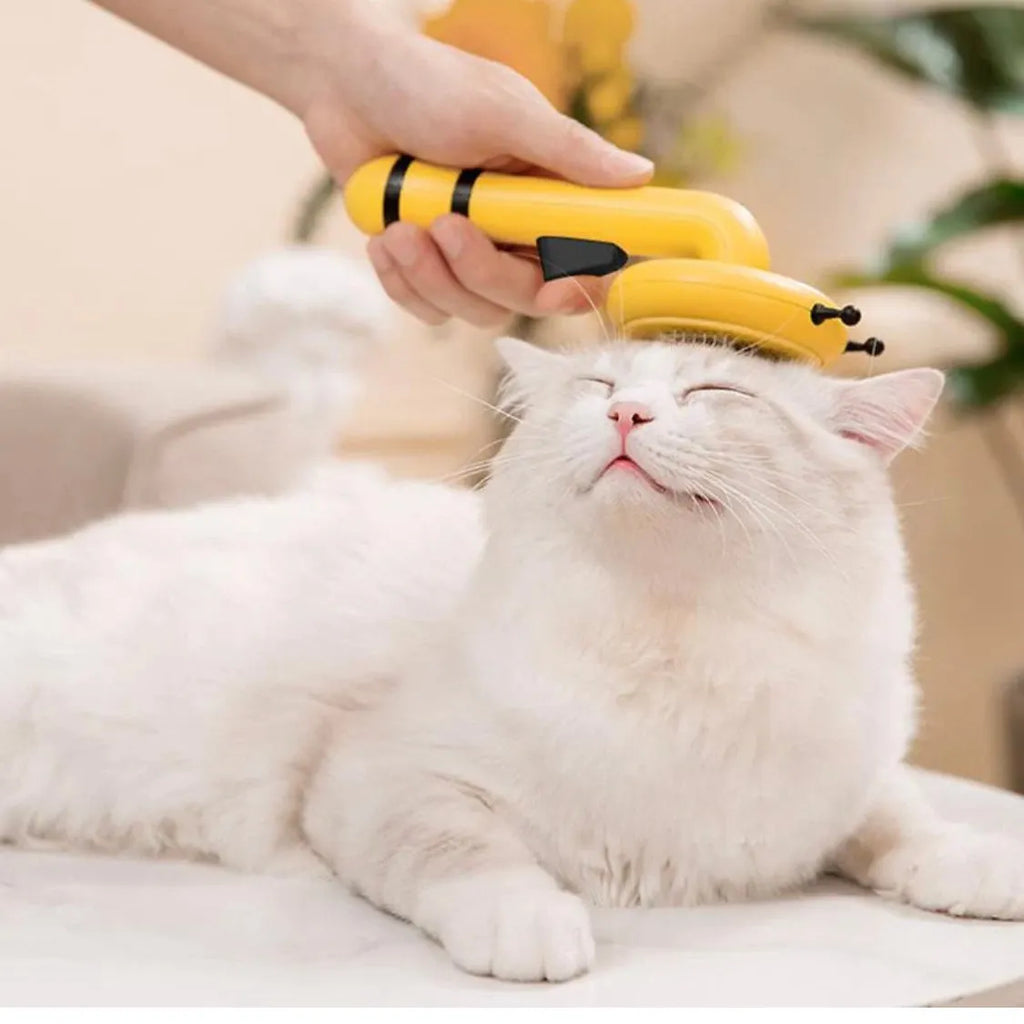 Bee-Shaped Pet Hair Removal Comb