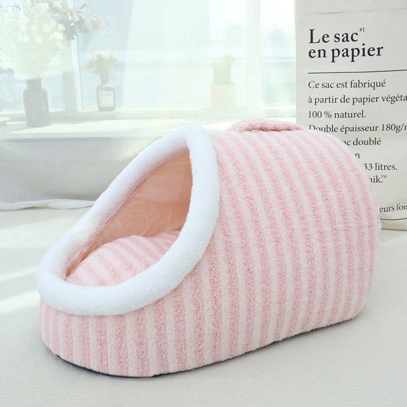 Slipper-Shaped Cave Bed for Indoor Cats