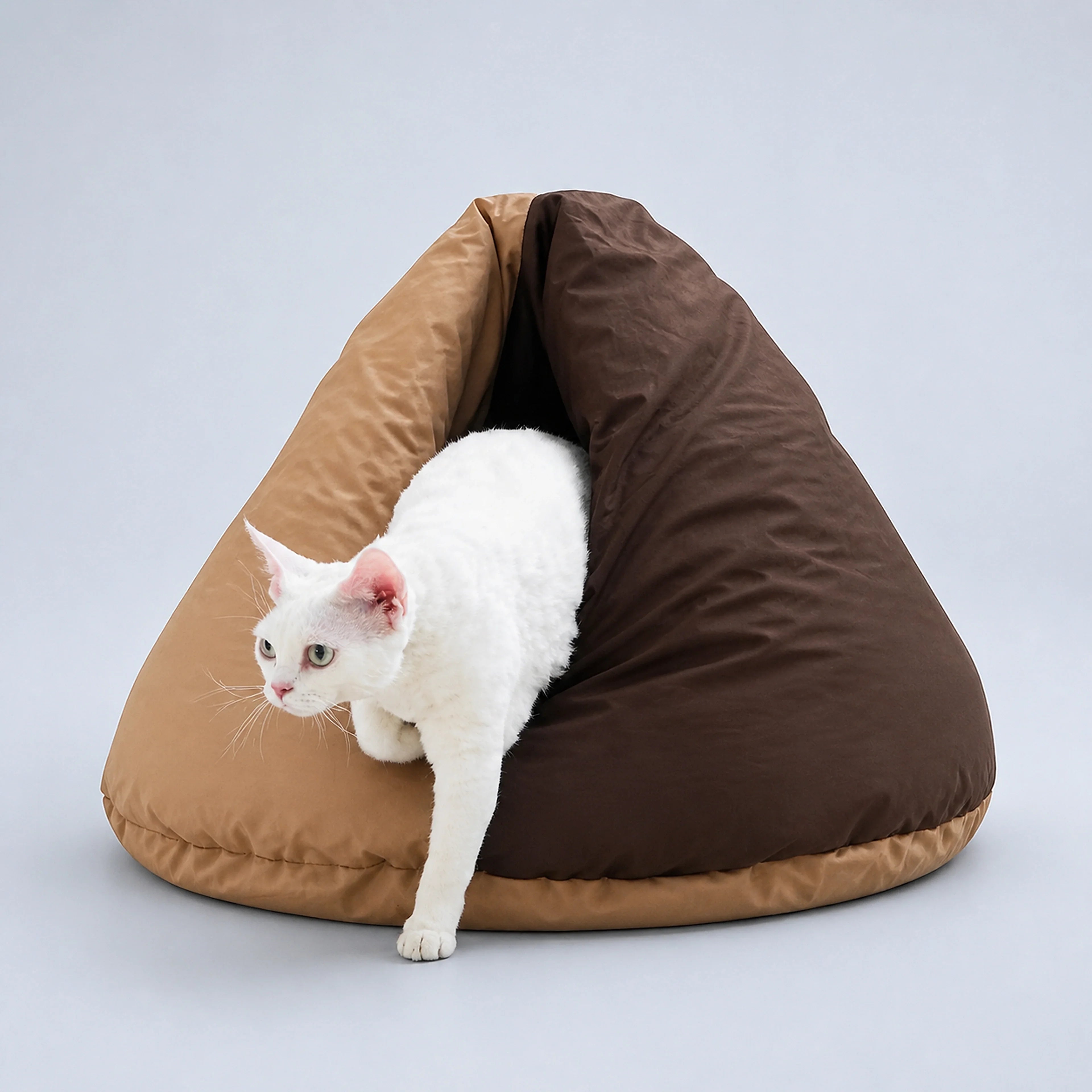 Beanbag-Style Cat Cave Bed – 4 Designs | ALDERKIN