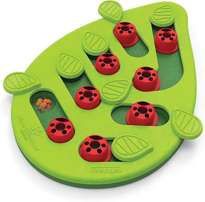 Leaf-Shaped Sliding Pet Treat Puzzle – 2 Colors