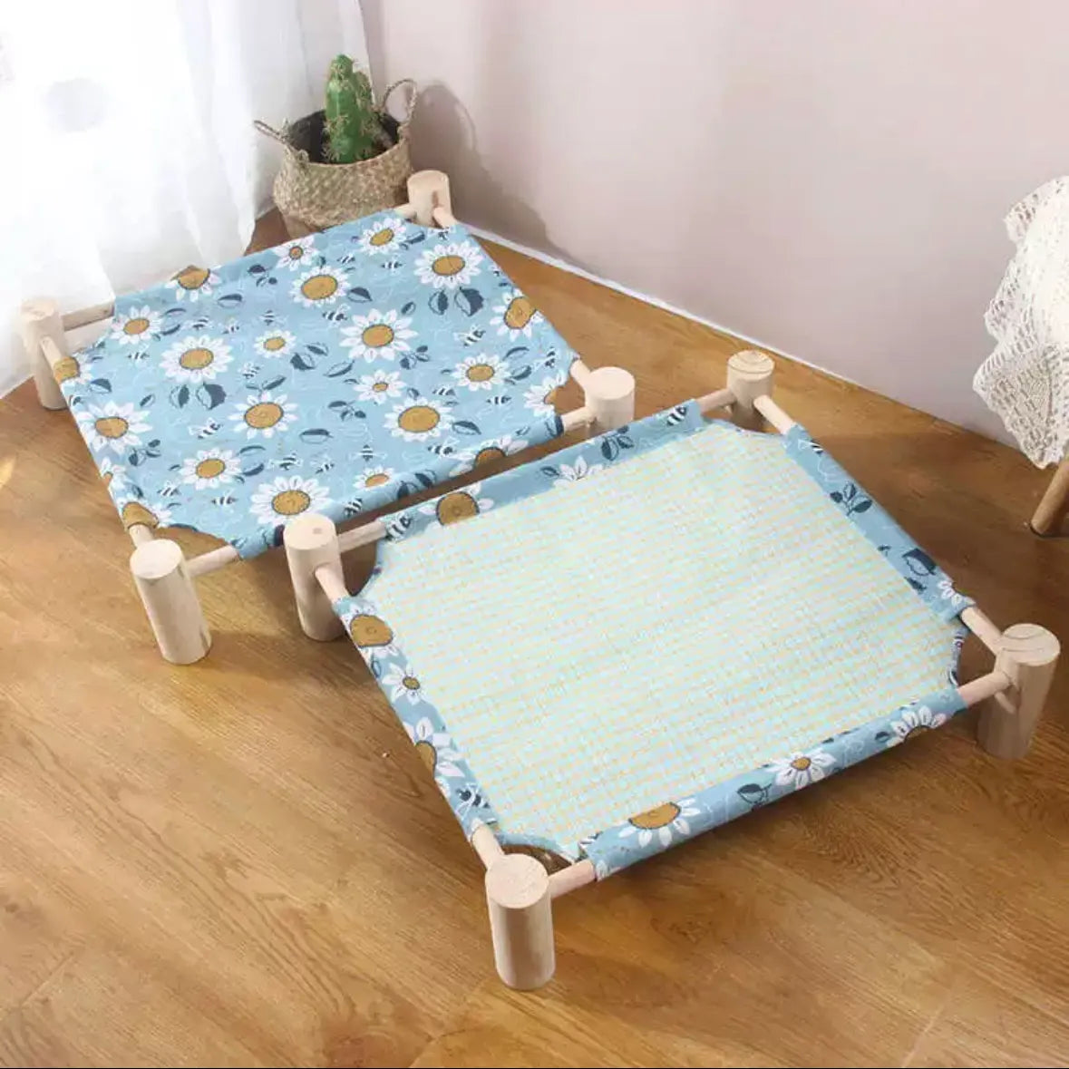 Elevated Hammock Bed for Cats & Small Dogs