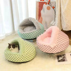 Washable Winter Cave Bed for Cats