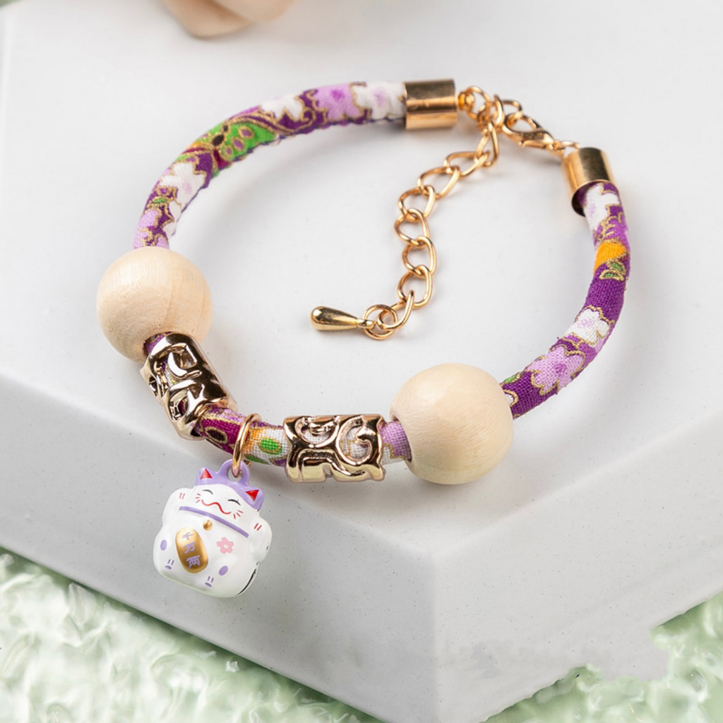 Japanese-Style Cat Collar with Lucky Cat Bell – 4 Designs