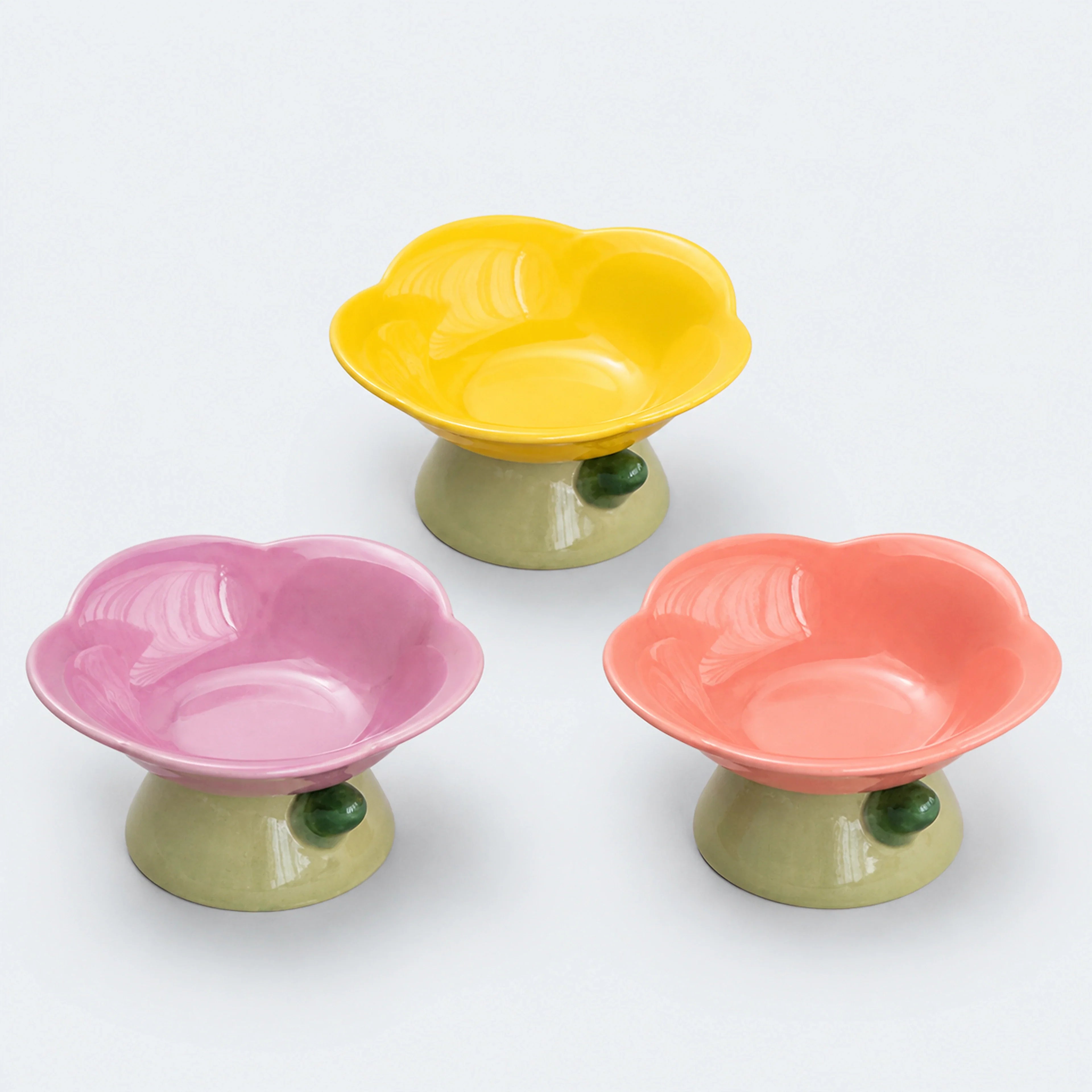 Flower-Shaped Raised Ceramic Cat Bowl – 150 ml | ALDERKIN